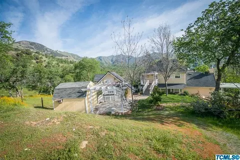 43671 Oak Leaf Trl, Three Rivers, CA 93271 photo 5