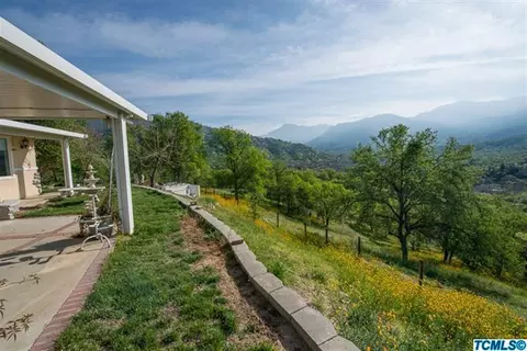 43671 Oak Leaf Trl, Three Rivers, CA 93271 photo 4