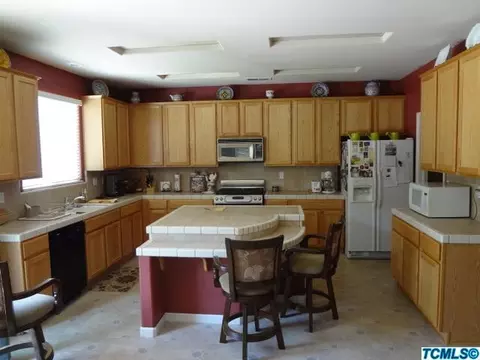 3710 E Cambridge Ct, Visalia, CA 93292 photo 9