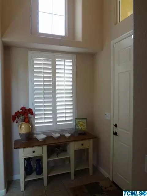 3710 E Cambridge Ct, Visalia, CA 93292 photo 4