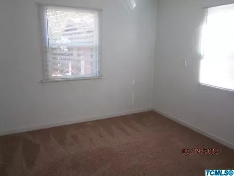 1906 N Giddings St, Visalia, CA 93291 photo 8