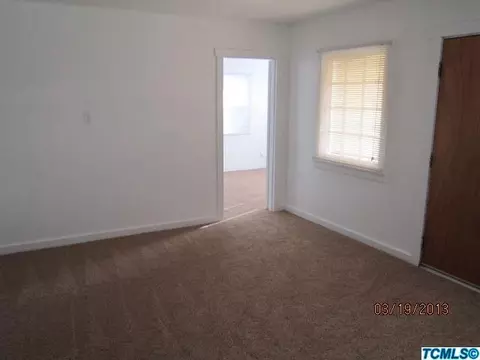 1906 N Giddings St, Visalia, CA 93291 photo 9