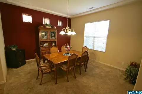 2216 N Mendonca Ct, Visalia, CA 93291 photo 16