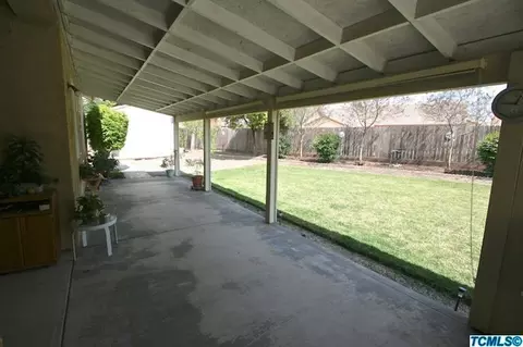2216 N Mendonca Ct, Visalia, CA 93291 photo 25