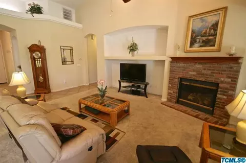 2216 N Mendonca Ct, Visalia, CA 93291 photo 15