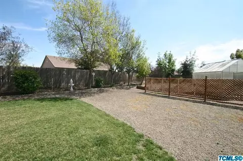 2216 N Mendonca Ct, Visalia, CA 93291 photo 27