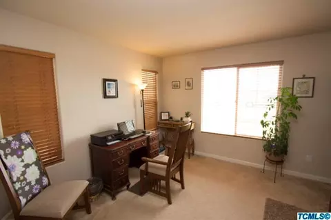 618 11th St, Sanger, CA 93657 photo 6