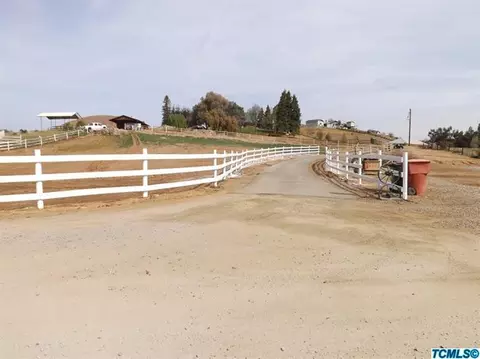 30723 Hamilton Dr, Exeter, CA 93221 photo 5