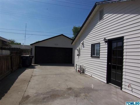 1055 E Academy Ave, Tulare, CA 93274 photo 12