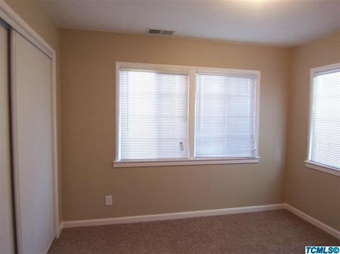 1055 E Academy Ave, Tulare, CA 93274 photo 6