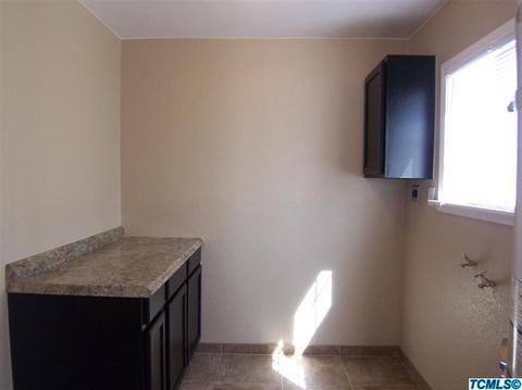 1055 E Academy Ave, Tulare, CA 93274 photo 11