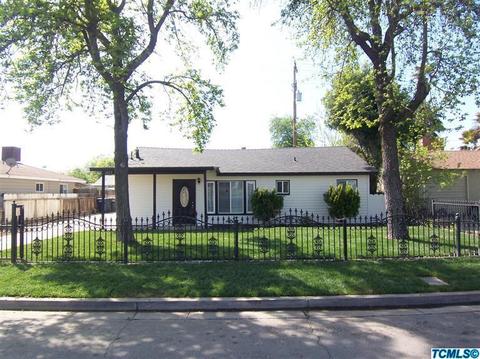 1055 E Academy Ave, Tulare, CA 93274 photo 1