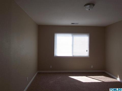 1055 E Academy Ave, Tulare, CA 93274 photo 10