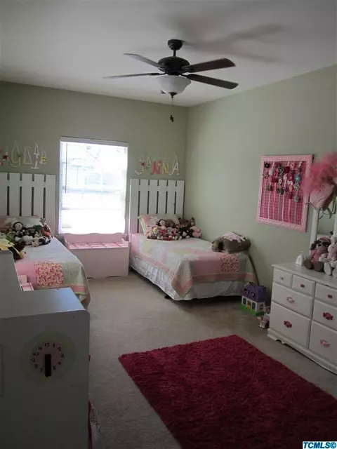 226 E Beech Ave, Reedley, CA 93654 photo 7