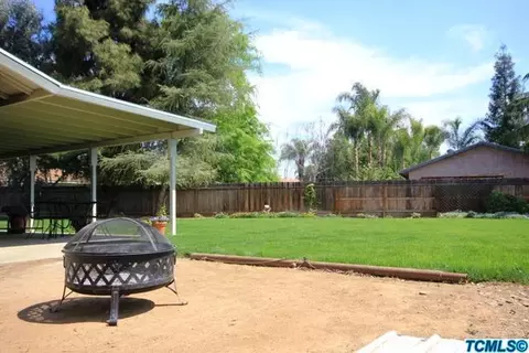 1401 Betsy, Exeter, CA 93221 photo 4