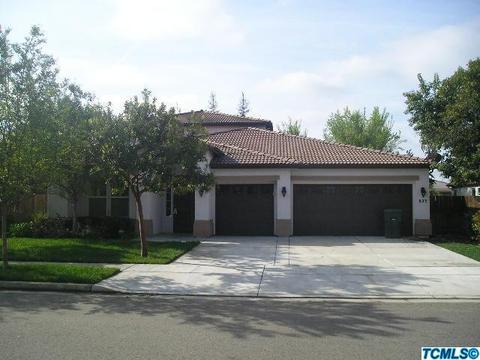 823 E Sunnyside Ave, Visalia, CA 93292 photo 1