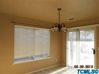 3047 D St, Selma, CA 93662 photo 2