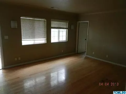 940 E Simpson Ave, Fresno, CA 93704 photo 4
