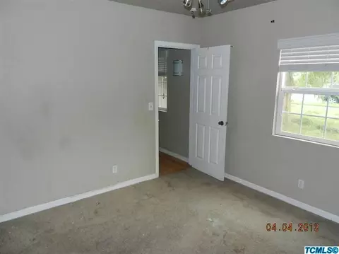 940 E Simpson Ave, Fresno, CA 93704 photo 9