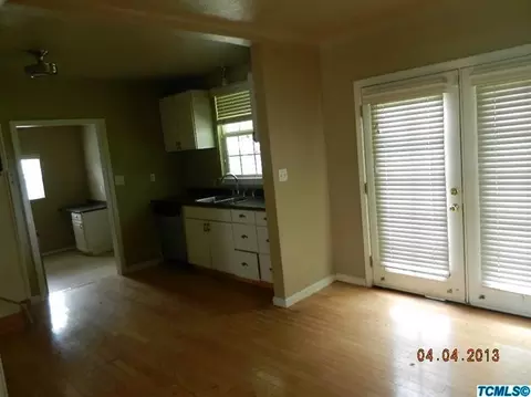 940 E Simpson Ave, Fresno, CA 93704 photo 5