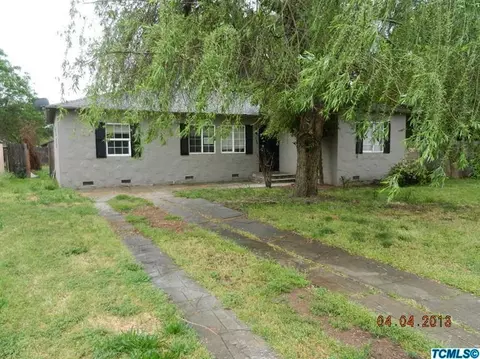 940 E Simpson Ave, Fresno, CA 93704 photo 1