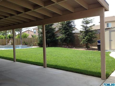 2667 Clarete St, Tulare, CA 93274 photo 8