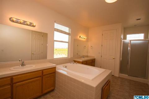 772 Carey Ave, Fowler, CA 93625 photo 38