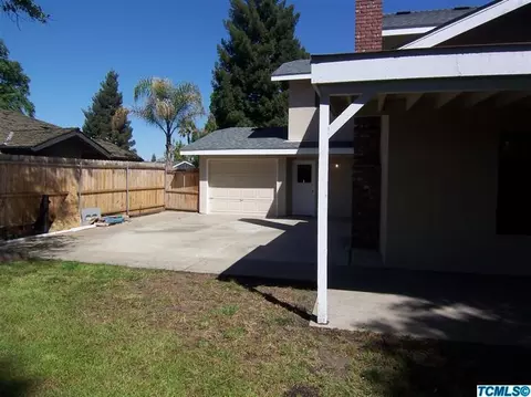 1291 E Fairview Ave, Tulare, CA 93274 photo 17