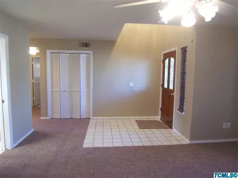 1291 E Fairview Ave, Tulare, CA 93274 photo 2