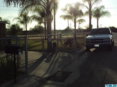 15625 Avenue 332, Ivanhoe, CA 93235 photo 3