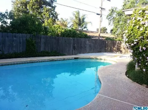 3115 E Meadow Ave, Visalia, CA 93292 photo 8