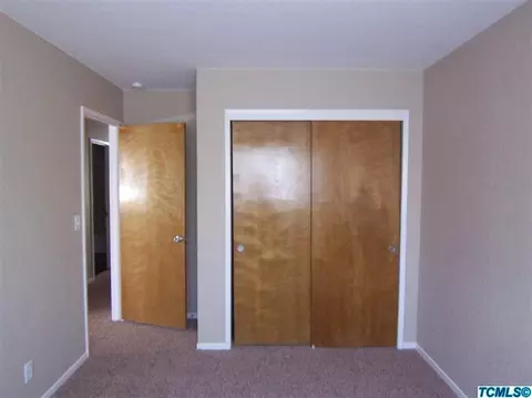 1438 E Brea Ave, Tulare, CA 93274 photo 7