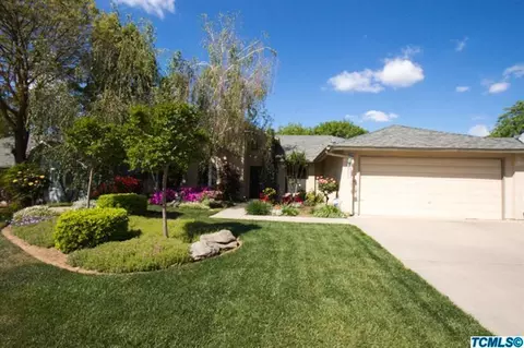 1585 River Bluff Dr, Reedley, CA 93654 photo 1