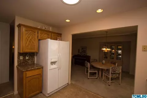 1585 River Bluff Dr, Reedley, CA 93654 photo 9