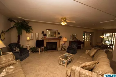 1585 River Bluff Dr, Reedley, CA 93654 photo 3
