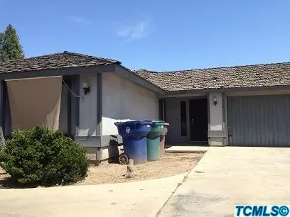 1765 E Cross Ave, Tulare, CA 93274 photo 1