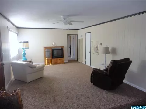 441 S Francis Ave, Exeter, CA 93221 photo 5