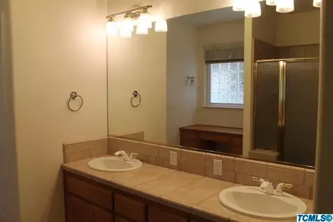 605 Partridge Ct, Exeter, CA 93221 photo 11