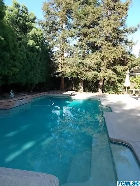 1548 E Paradise Ave, Visalia, CA 93292 photo 18