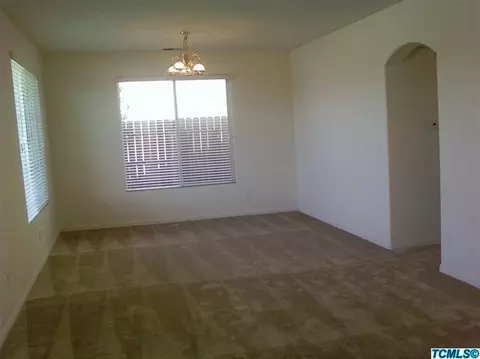 4303 E Cambridge Ave, Visalia, CA 93292 photo 3