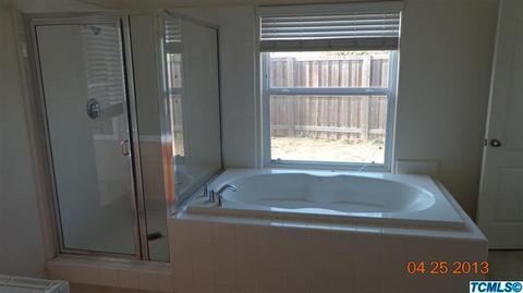 253 E Stanley Ave, Reedley, CA 93654 photo 7