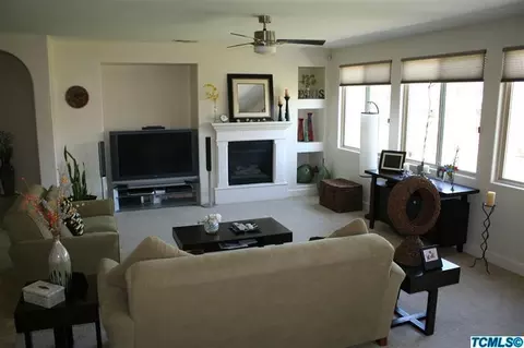 3712 E Laura Ave, Visalia, CA 93292 photo 5