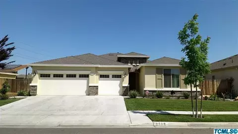 3712 E Laura Ave, Visalia, CA 93292 photo 1