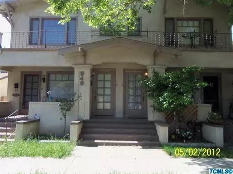 943 E Sycamore Ave, Tulare, CA 93274 photo 1