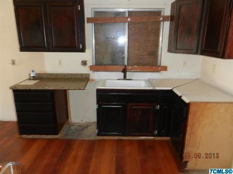 2274 Mitchell Ave, Selma, CA 93662 photo 4