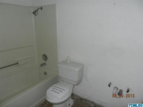 2274 Mitchell Ave, Selma, CA 93662 photo 7