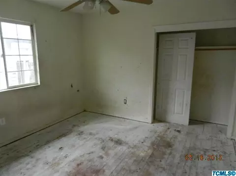 516 N St, Sanger, CA 93657 photo 9