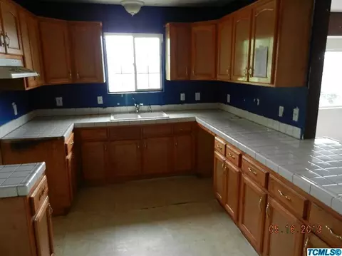 516 N St, Sanger, CA 93657 photo 5