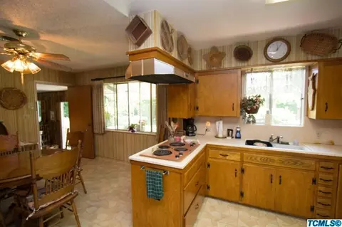346 W Wayside Dr, Dinuba, CA 93618 photo 12
