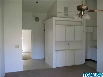 638 E Harold, Visalia, CA 93292 photo 7